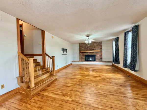 $299,900 | 326 Harrah Street, Worthington, IN 47471