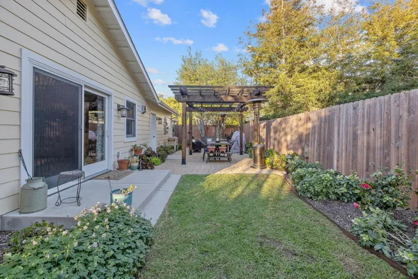 $2,700,000 | 340 D Street, Cayucos, CA 93430