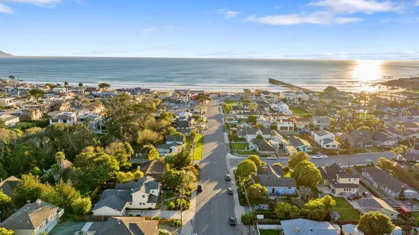 $2,700,000 | 340 D Street, Cayucos, CA 93430