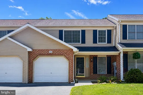 $340,000 | 344 Crosswinds Drive, Lititz, PA 17543