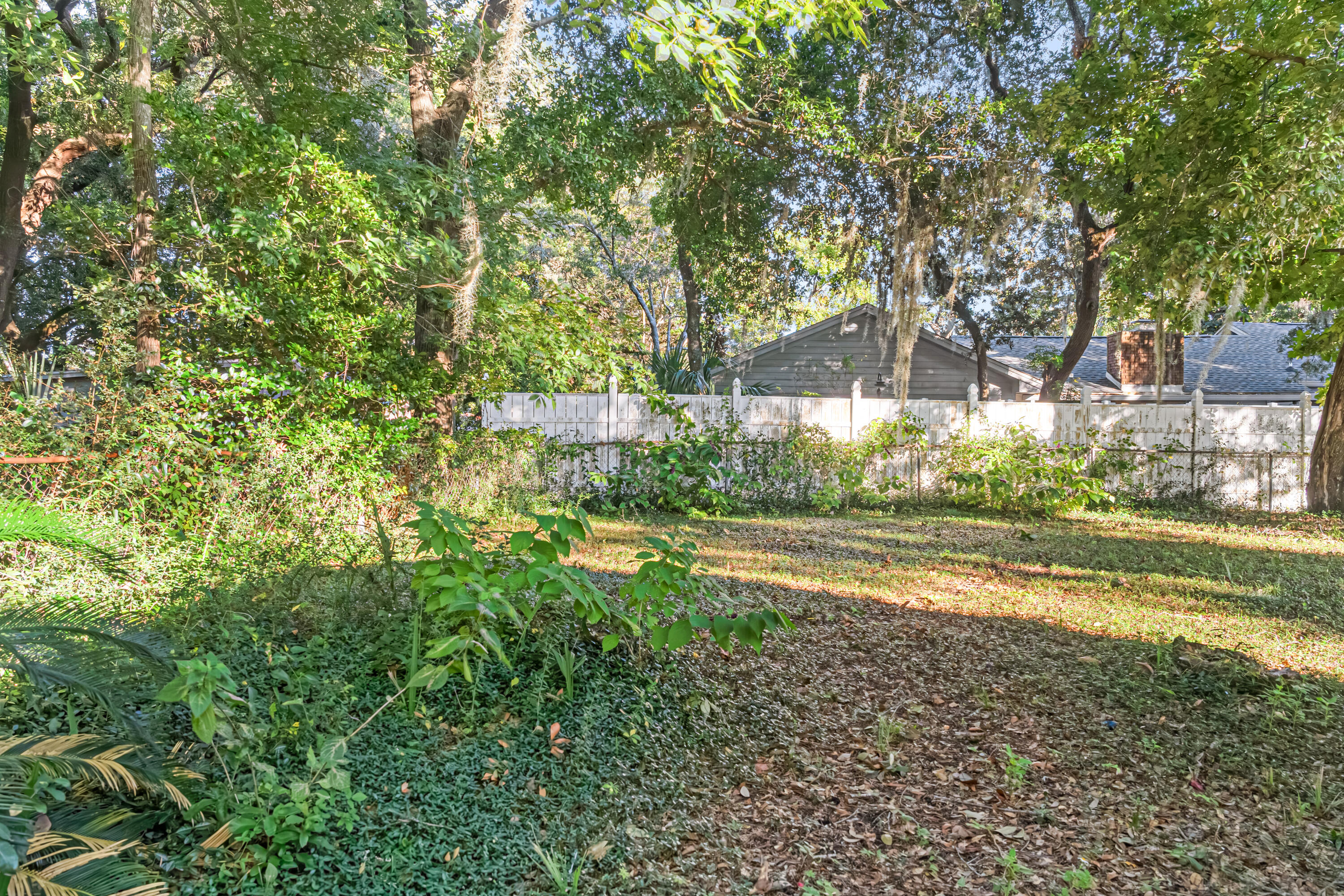 512 Lang Road Fort Walton Beach, FL 32547 - Photo 40 of 51 a view of an outdoor space and a yard