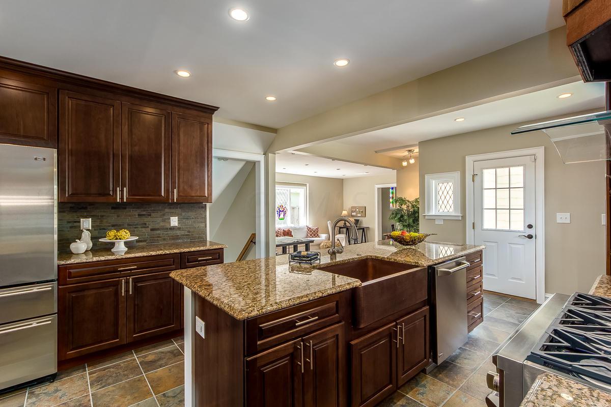 1904 Berkshire Road Columbus, OH 43221 - Photo 12 of 42