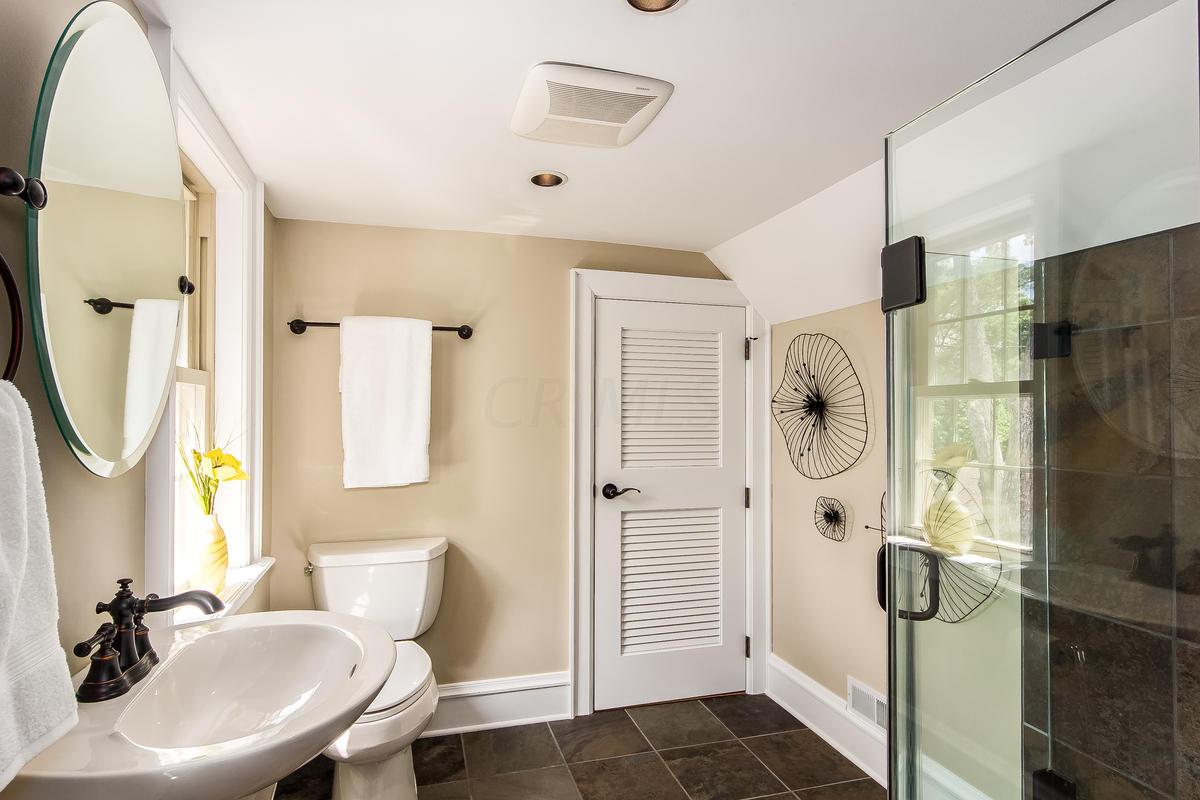 1904 Berkshire Road Columbus, OH 43221 - Photo 36 of 42