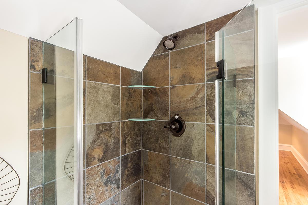 1904 Berkshire Road Columbus, OH 43221 - Photo 37 of 42