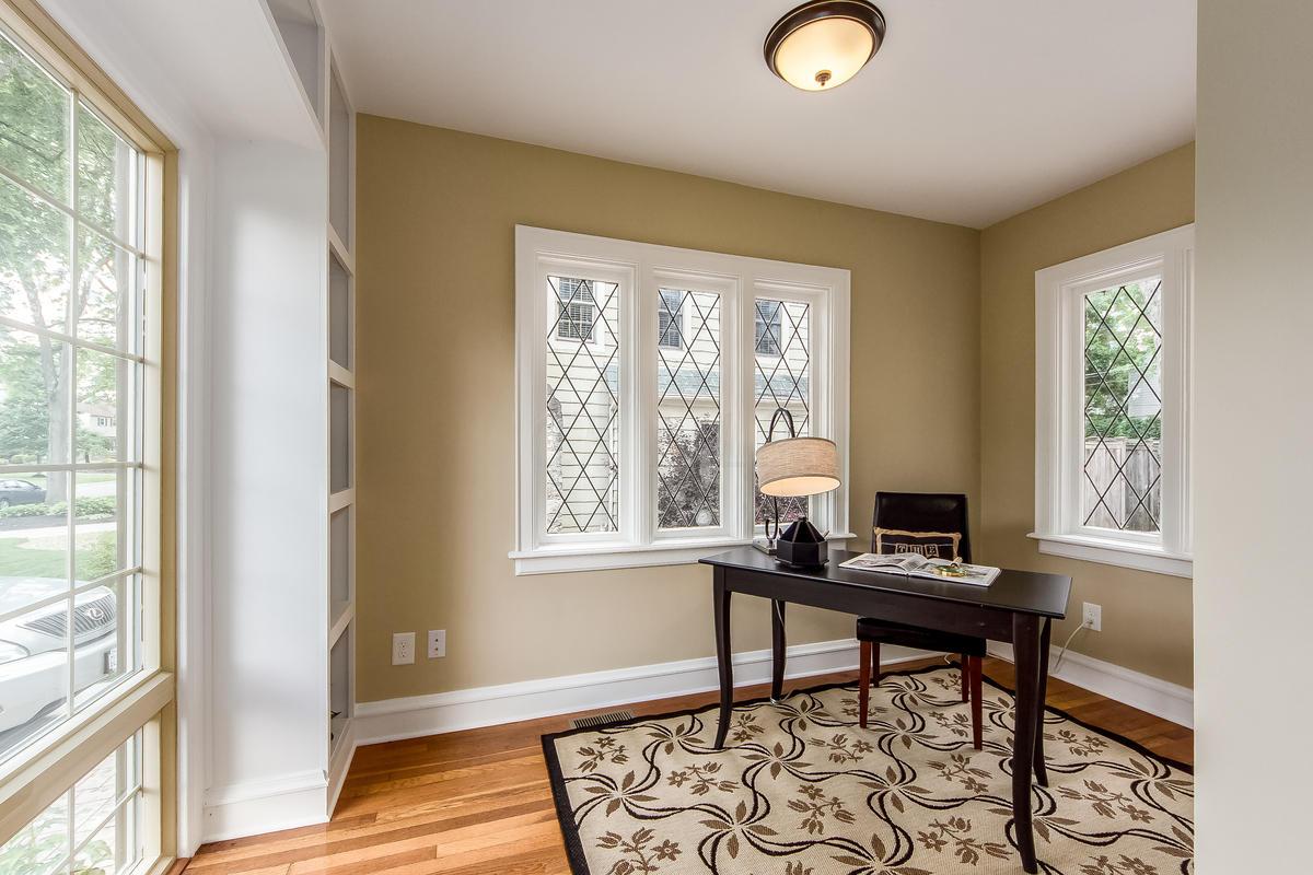 1904 Berkshire Road Columbus, OH 43221 - Photo 10 of 42