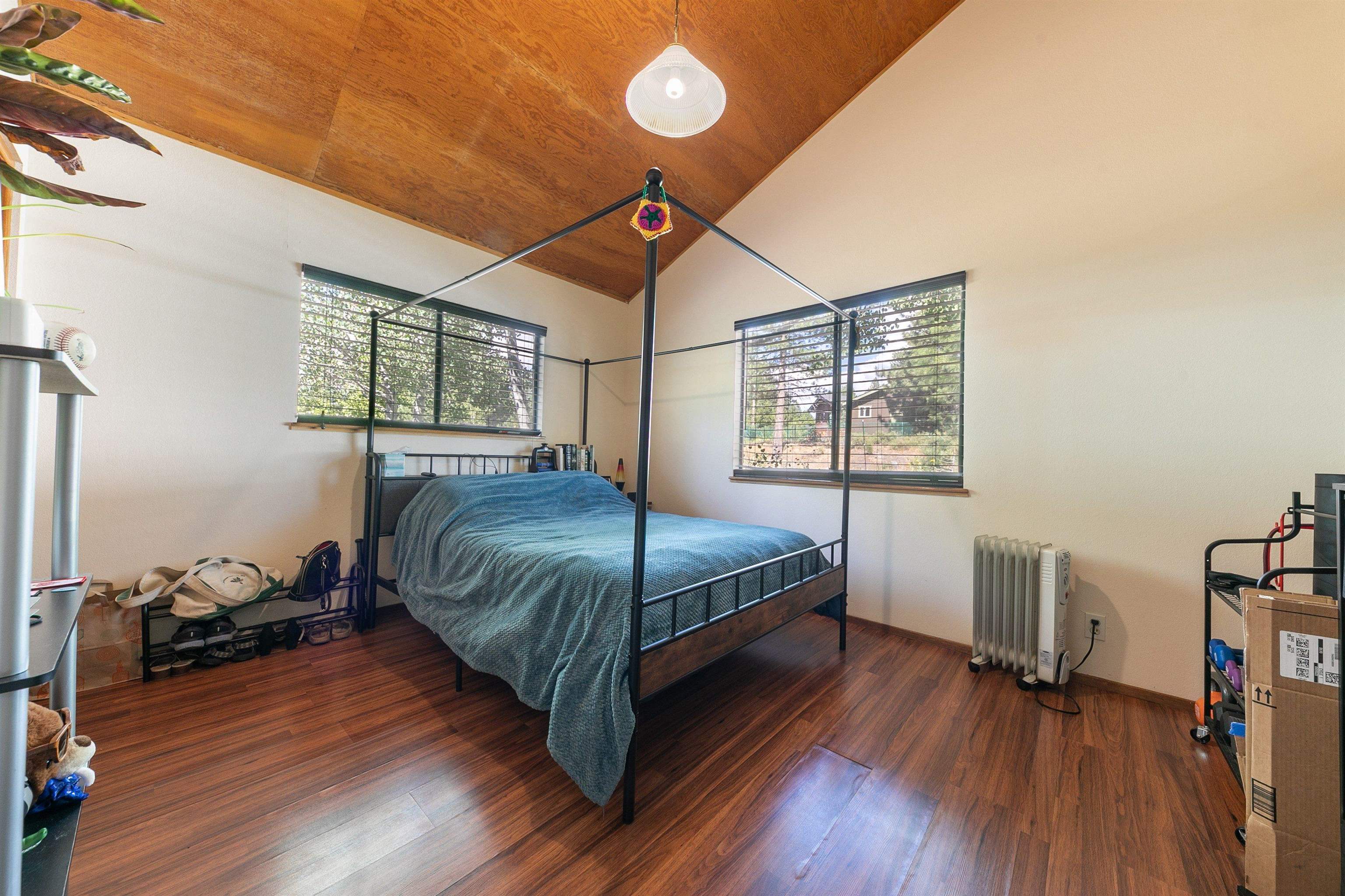 10414 Martis Valley Road Truckee, CA 96161 - Photo 15 of 24