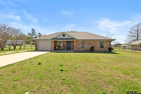 $185,000 | 507 A Fleming Street, Mount Vernon, TX 75457