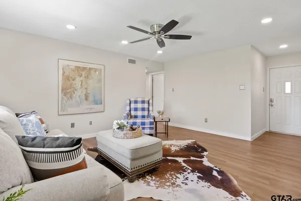 $185,000 | 507 A Fleming Street, Mount Vernon, TX 75457