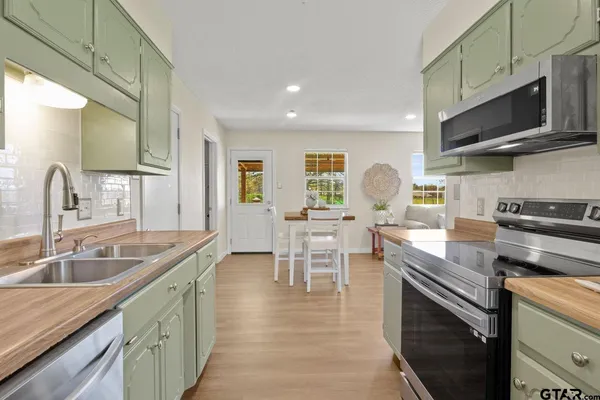 $185,000 | 507 A Fleming Street, Mount Vernon, TX 75457