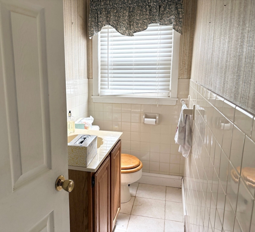 89 Reed Street Agawam, MA 01001 - Photo 8 of 12 Gallery Image 8