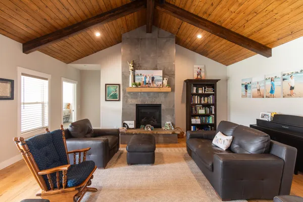 $979,000 | 53 Black Hawk Drive, Carmen, ID 83462