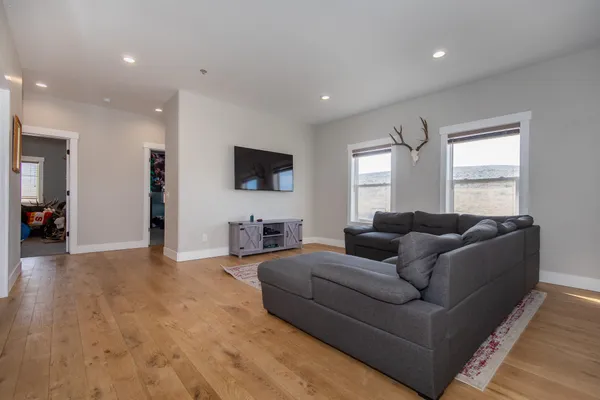 $979,000 | 53 Black Hawk Drive, Carmen, ID 83462