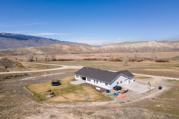 $979,000 | 53 Black Hawk Drive, Carmen, ID 83462