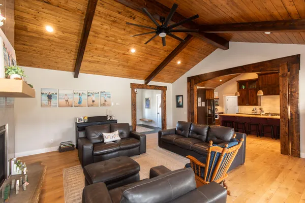 $979,000 | 53 Black Hawk Drive, Carmen, ID 83462