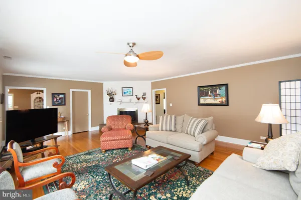 $1,000,000 | 2202 Jenkins Creek Road, Cambridge, MD 21613