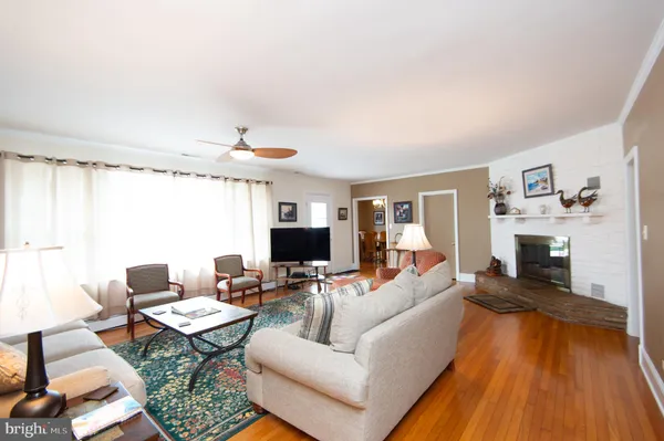$1,000,000 | 2202 Jenkins Creek Road, Cambridge, MD 21613