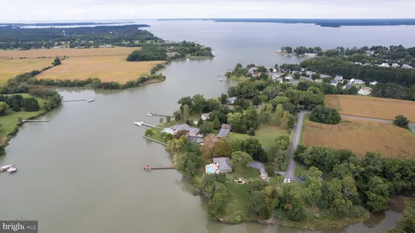 $1,000,000 | 2202 Jenkins Creek Road, Cambridge, MD 21613