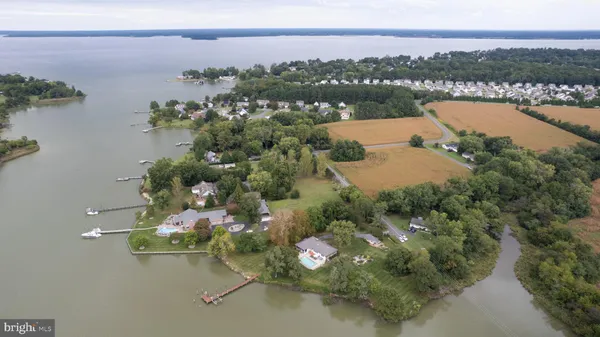 $1,000,000 | 2202 Jenkins Creek Road, Cambridge, MD 21613