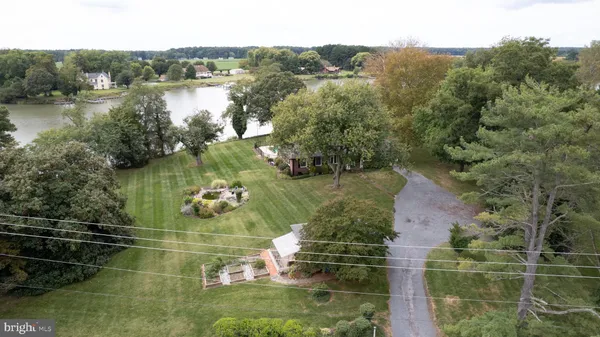 $1,000,000 | 2202 Jenkins Creek Road, Cambridge, MD 21613