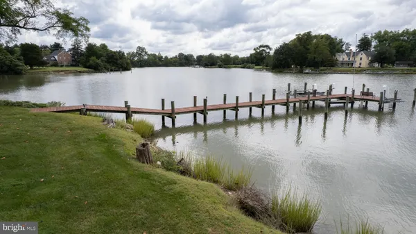 $1,000,000 | 2202 Jenkins Creek Road, Cambridge, MD 21613