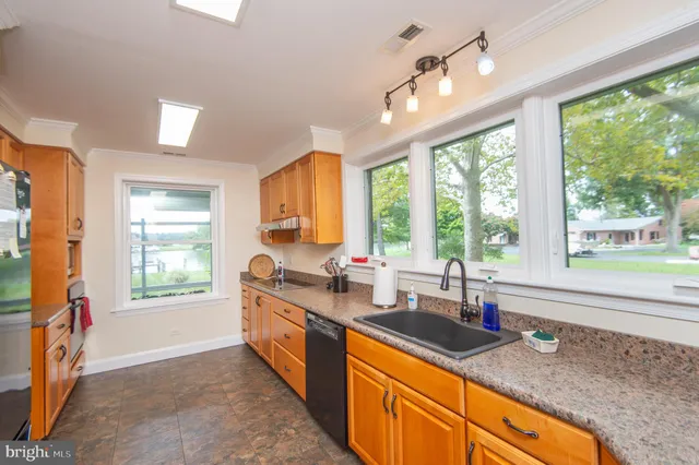 $1,300,000 | 2202 Jenkins Creek Road, Cambridge, MD 21613