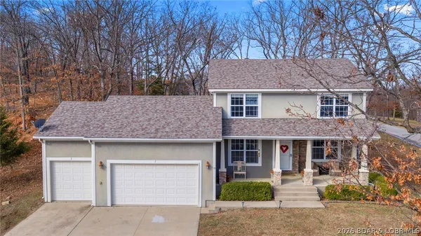 $370,000 | 19 Chippewa Place, Linn Creek, MO 65052
