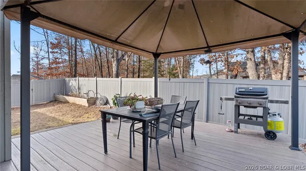 $360,000 | 19 Chippewa Place, Linn Creek, MO 65052