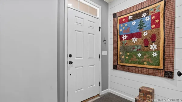 $360,000 | 19 Chippewa Place, Linn Creek, MO 65052
