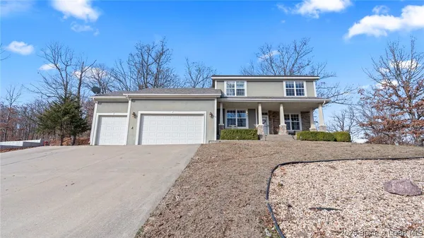 $360,000 | 19 Chippewa Place, Linn Creek, MO 65052