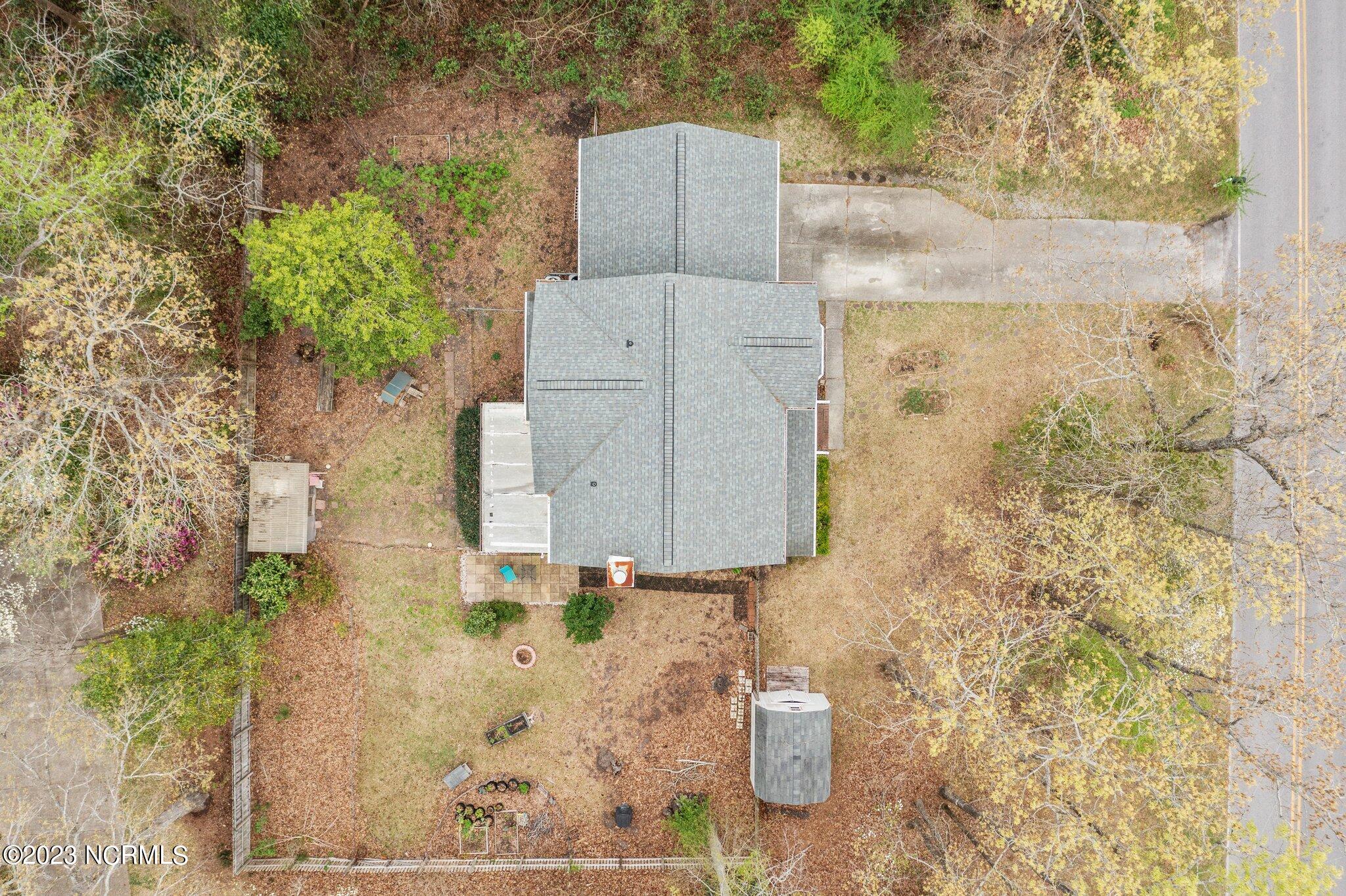 444 Ridge Road Jacksonville, NC 28540 - Photo 16 of 49 16-web-or-mls-16