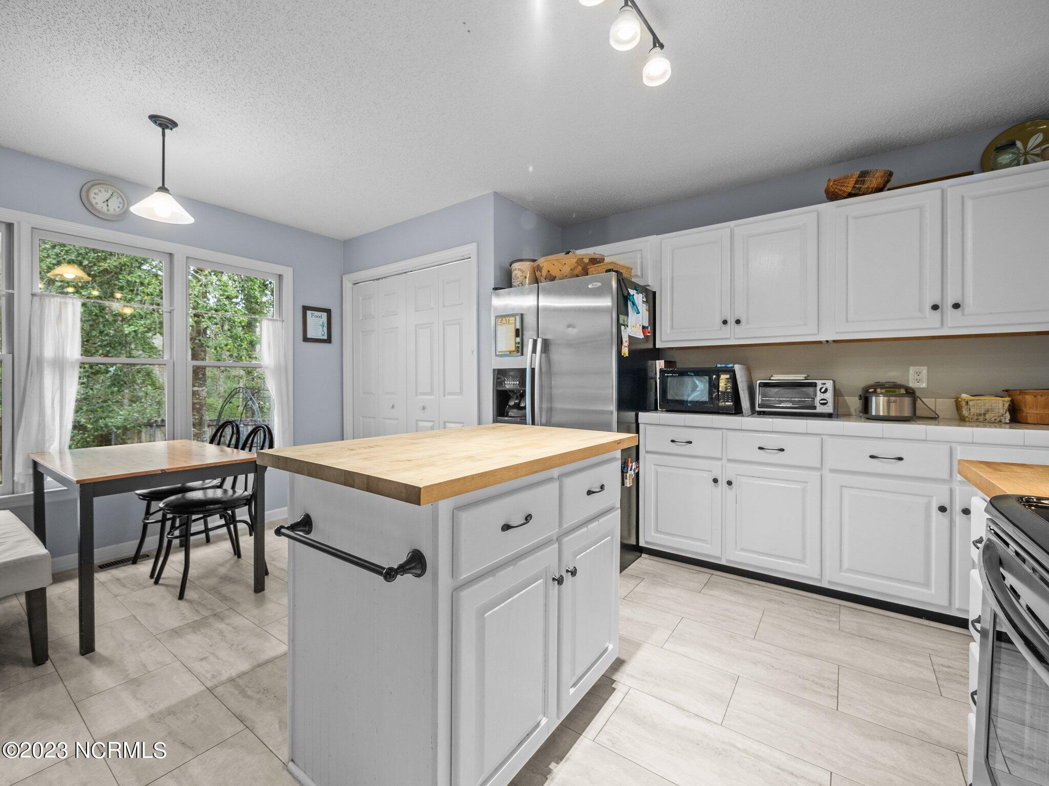 444 Ridge Road Jacksonville, NC 28540 - Photo 27 of 49 27-web-or-mls-P3270722