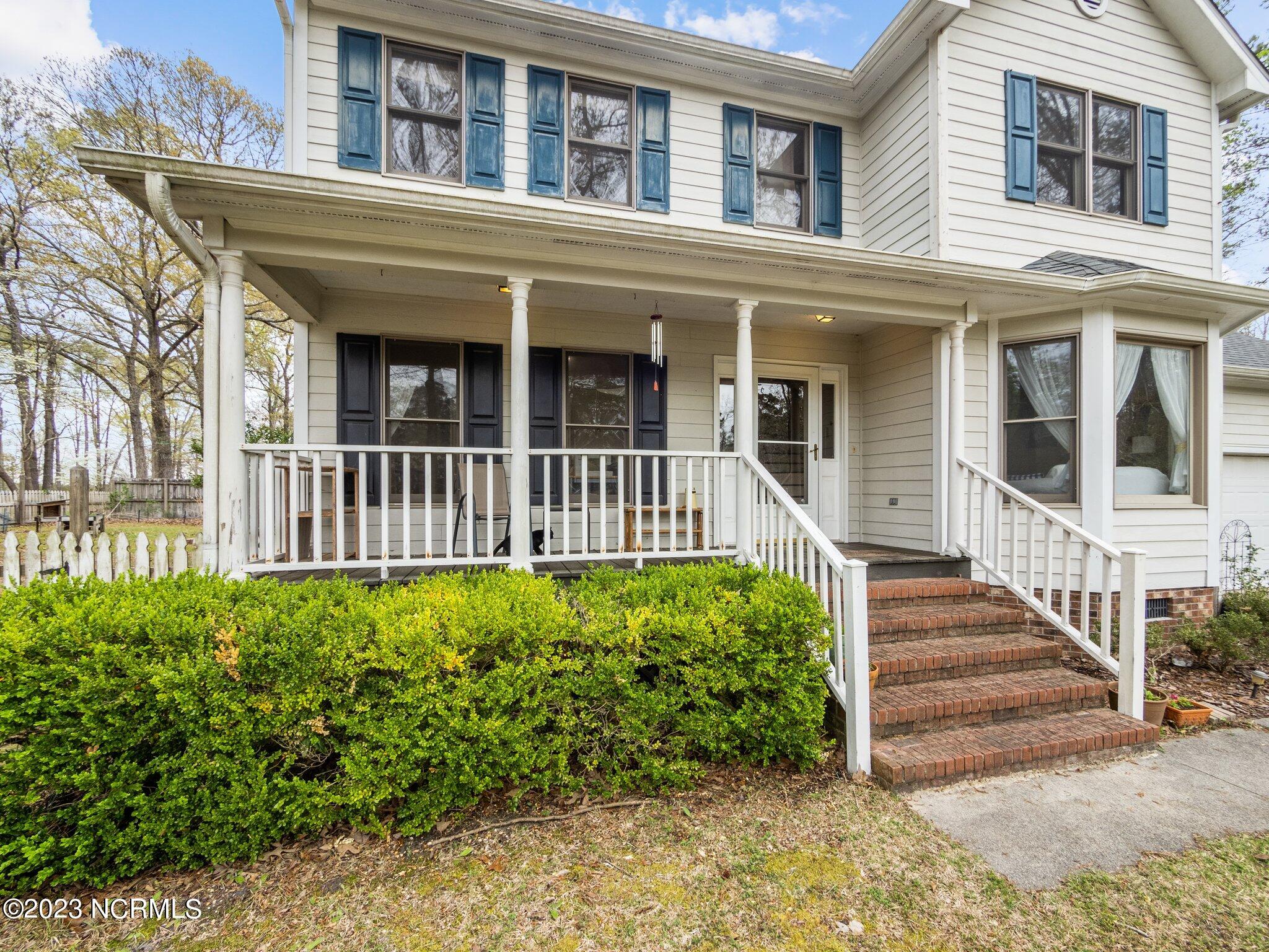 444 Ridge Road Jacksonville, NC 28540 - Photo 3 of 49 3-web-or-mls-03