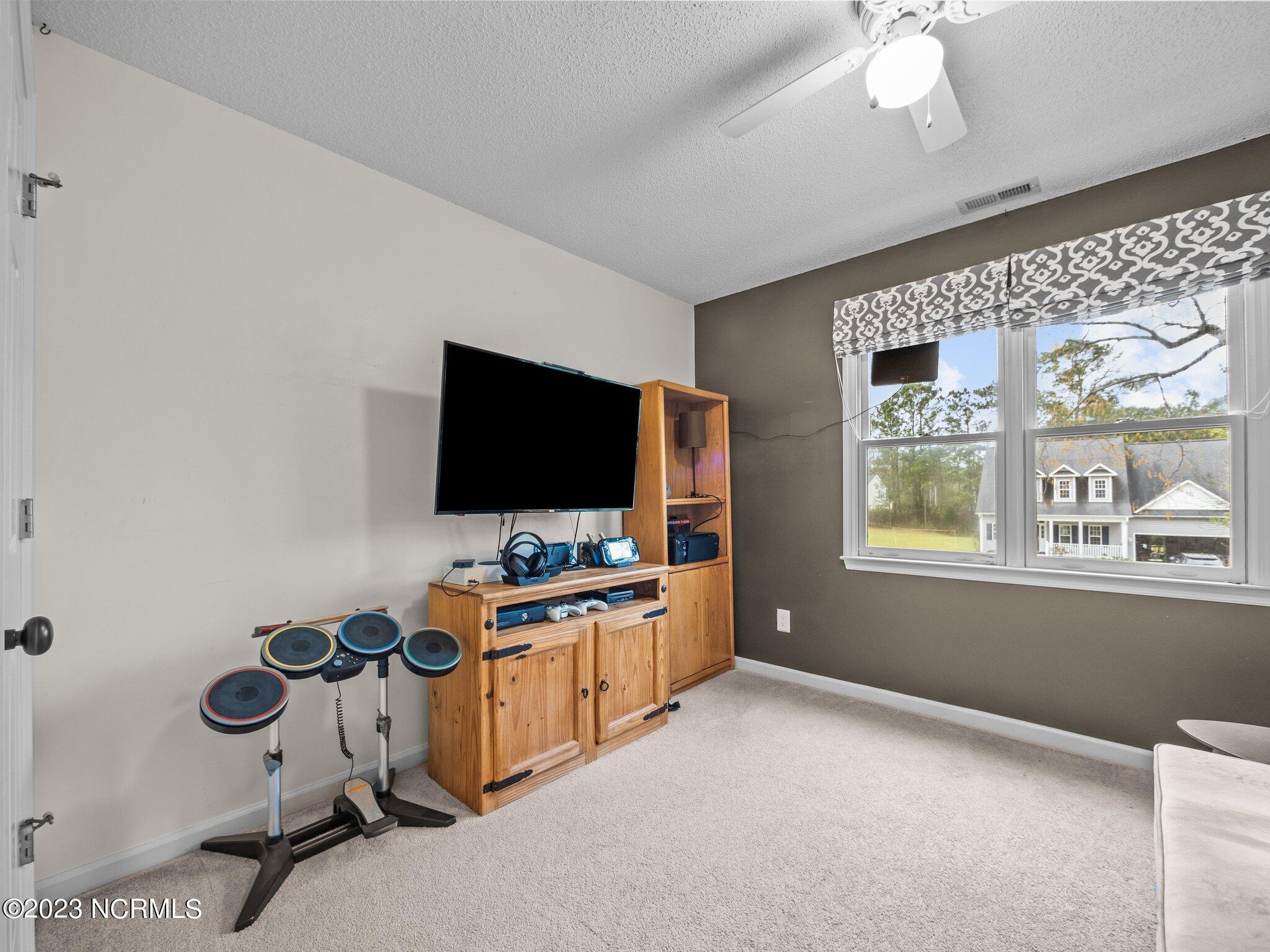 444 Ridge Road Jacksonville, NC 28540 - Photo 37 of 49 37-web-or-mls-P3270777