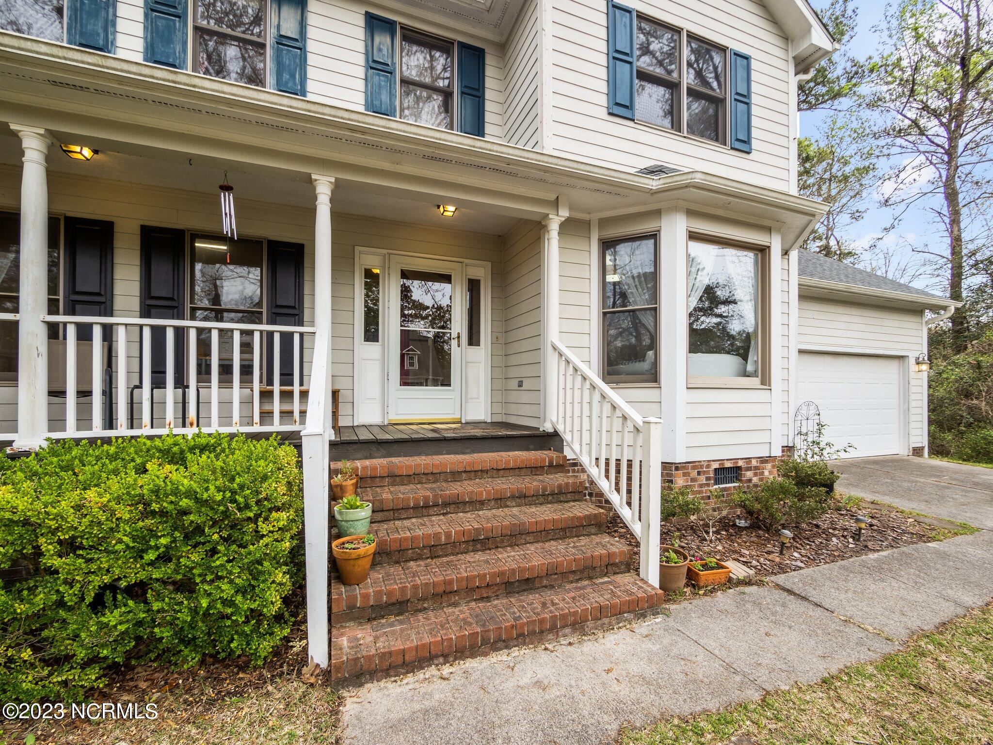 444 Ridge Road Jacksonville, NC 28540 - Photo 4 of 49 4-web-or-mls-04