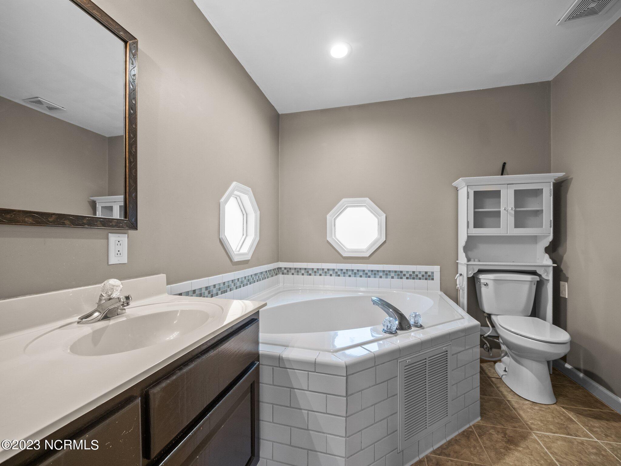 444 Ridge Road Jacksonville, NC 28540 - Photo 41 of 49 41-web-or-mls-P3270797