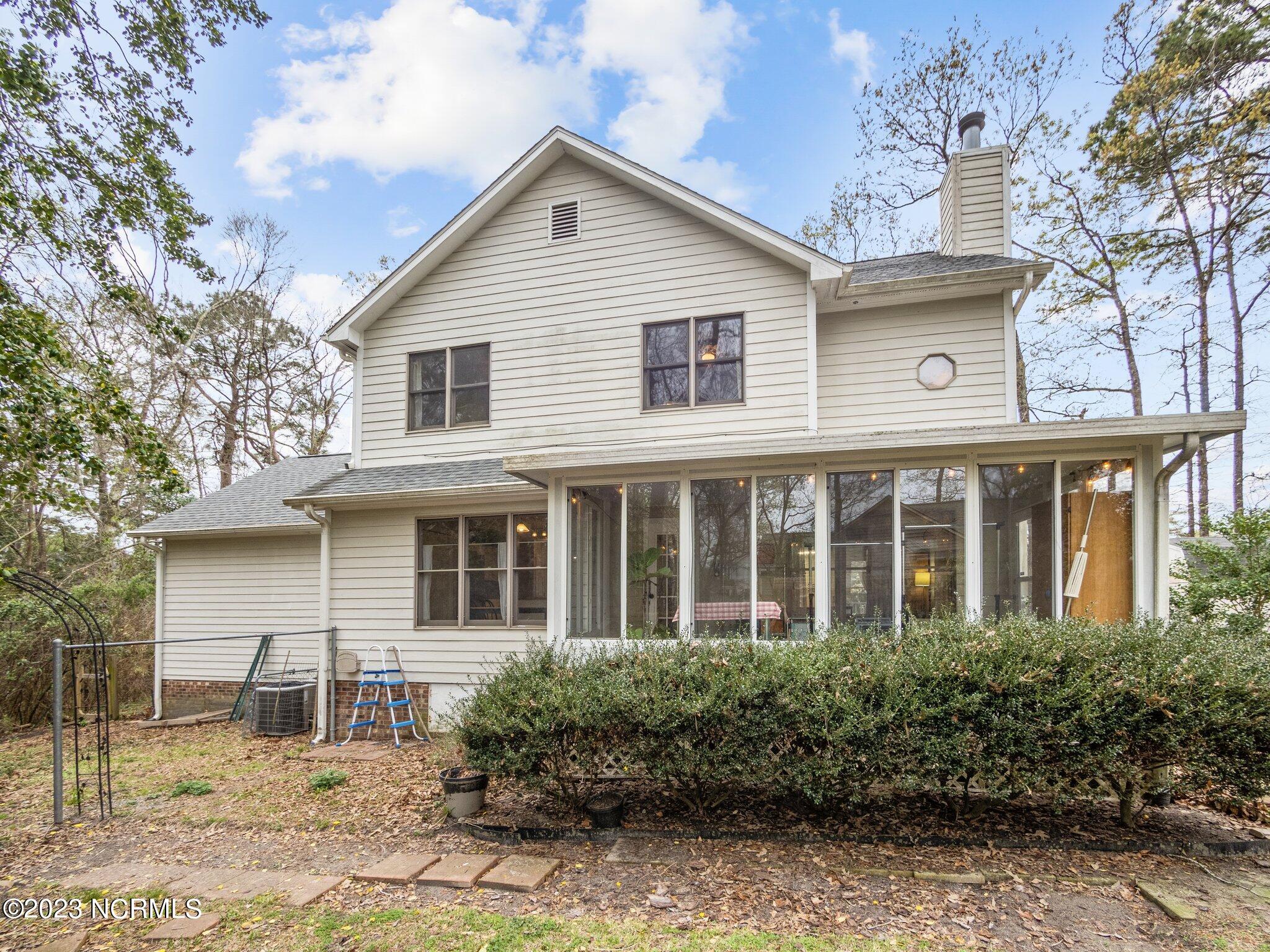 444 Ridge Road Jacksonville, NC 28540 - Photo 6 of 49 6-web-or-mls-06