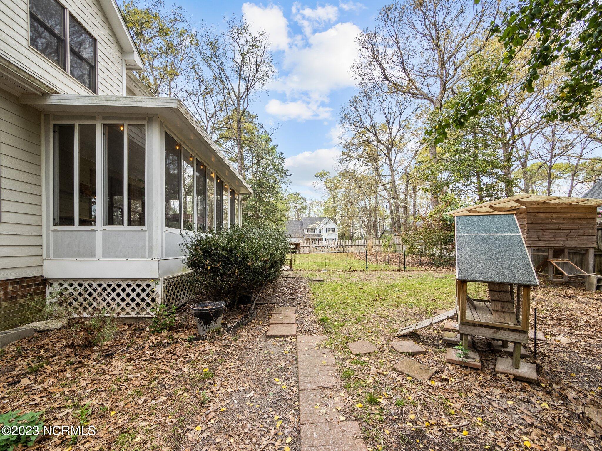 444 Ridge Road Jacksonville, NC 28540 - Photo 9 of 49 9-web-or-mls-09