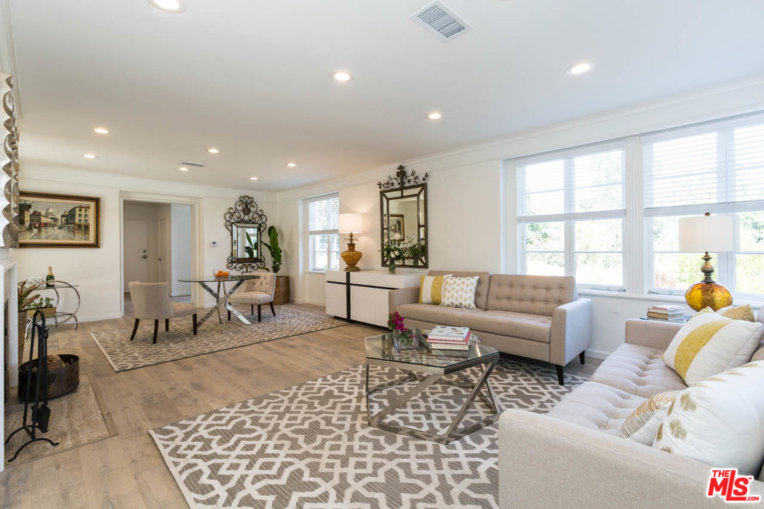 5 Richland Place Pasadena, CA 91103 - Photo 9 of 54 a living room with furniture and a rug