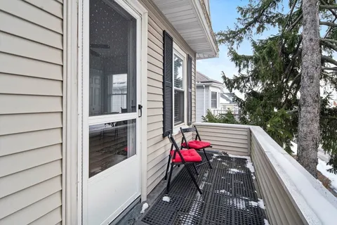 $750,000 | 206 North Beacon Street, Unit 206, Watertown, MA 02472