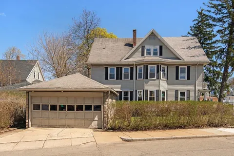 $750,000 | 206 North Beacon Street, Unit 206, Watertown, MA 02472