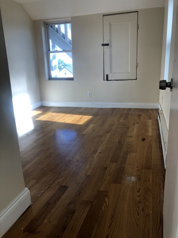 6 R Salem Street, Unit 6 Woburn, MA 01801 - Photo 8 of 10