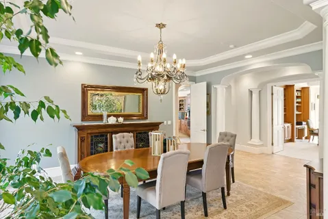 $4,225,000 | 9988 Troon Court, Windsor, CA 95492
