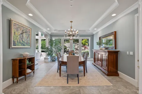$4,225,000 | 9988 Troon Court, Windsor, CA 95492