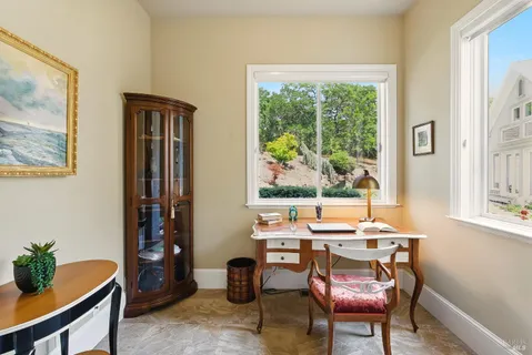 $4,225,000 | 9988 Troon Court, Windsor, CA 95492