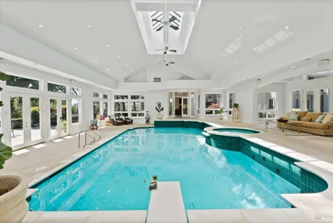 $4,225,000 | 9988 Troon Court, Windsor, CA 95492