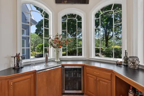 $4,225,000 | 9988 Troon Court, Windsor, CA 95492