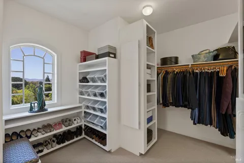 $4,225,000 | 9988 Troon Court, Windsor, CA 95492