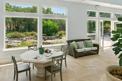 $4,225,000 | 9988 Troon Court, Windsor, CA 95492