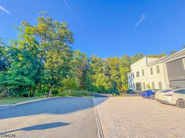 $500,000 | 1 Bachman Terrace, West Orange, NJ 07052