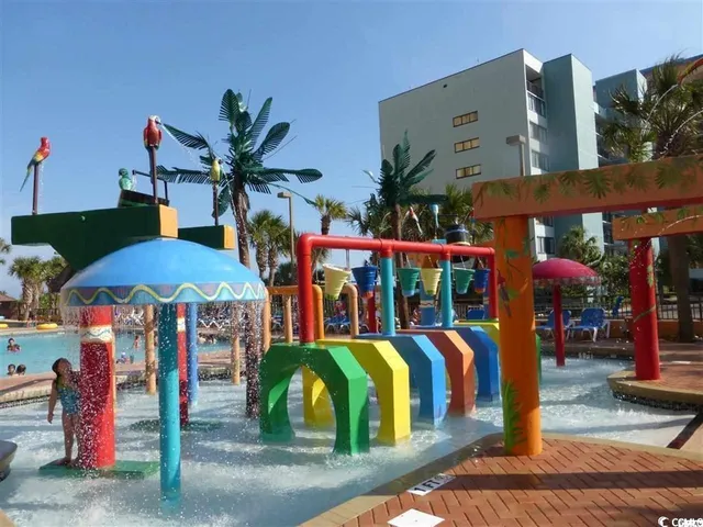 $225,000 | 6900 North Ocean Boulevard, Unit 611, Myrtle Beach, SC 29572